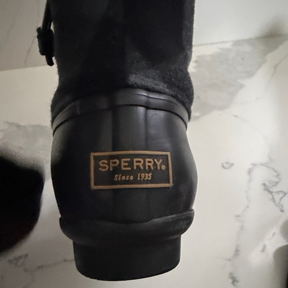 SPERRY Women’s Saltwater Buffalo Plaid Duck Boots - Size 8 - Picture 7 of 12